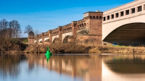 Doppelwasserstraßenkreuz